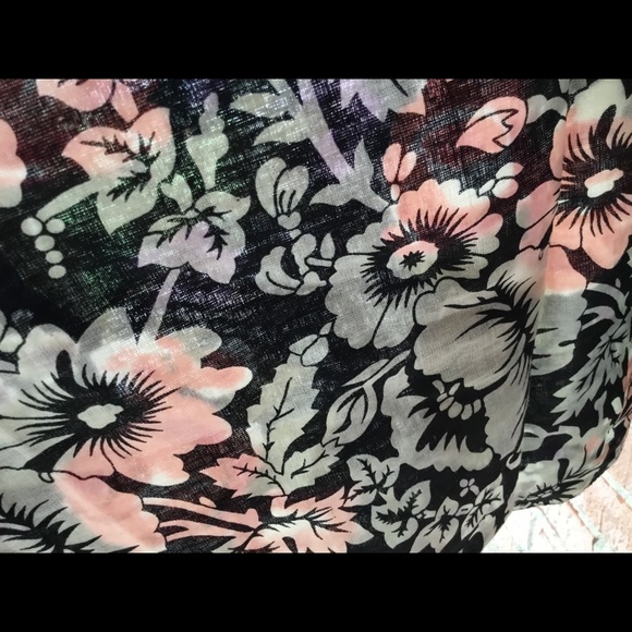 Wrap skirt with 4 different fabrics - Picture 7 of 7